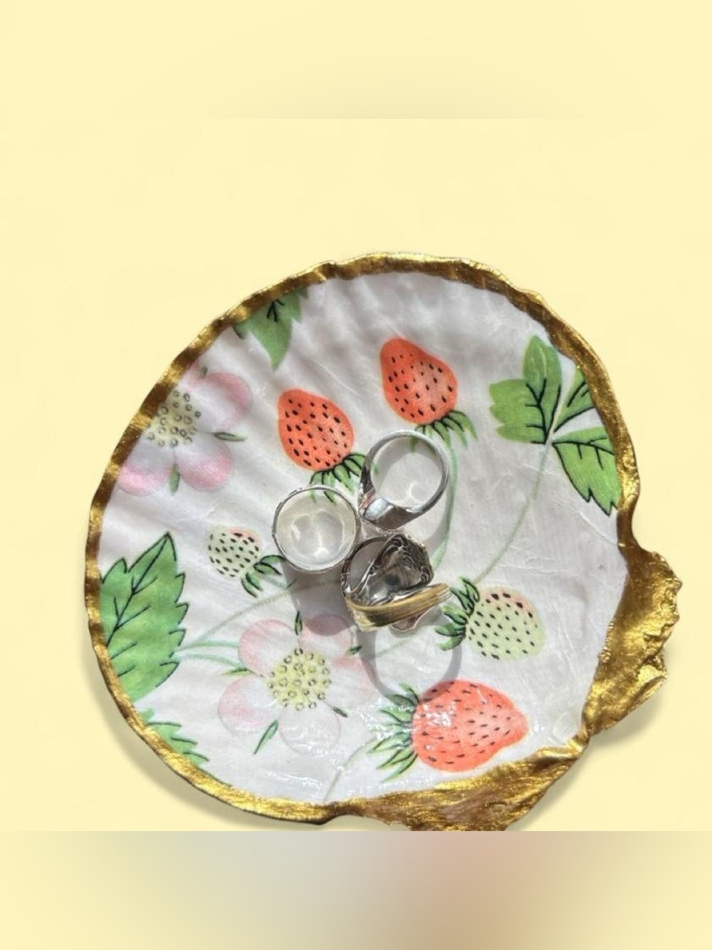 Strawberry Shell Floral Trinket / Ring Dish with Gold Edge